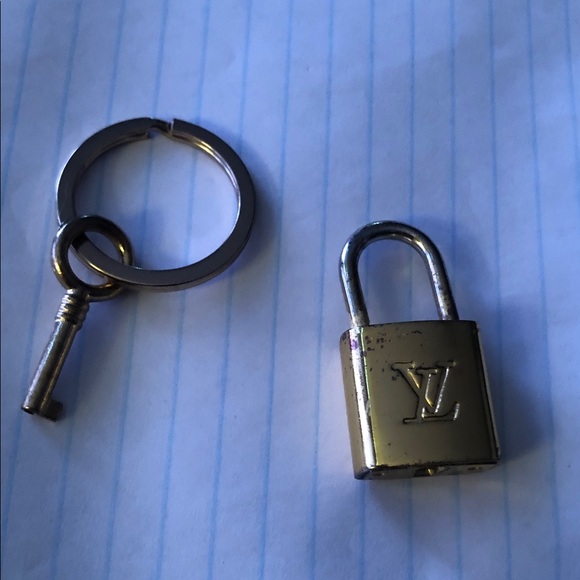 Louis Vuitton Other - Louis Vuitton Gold Padlock and Key Keychain Set